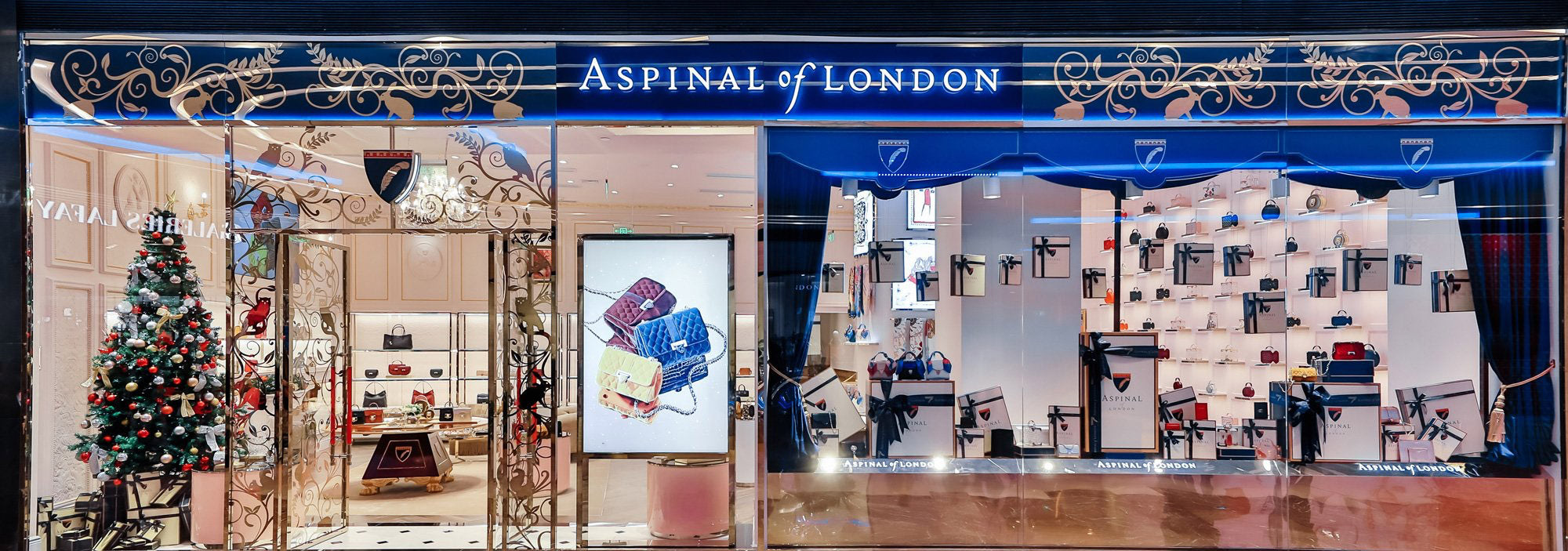 Aspinal of London Eyewear luxe brillen en zonnebrillen voor dames, betaalbare luxe.