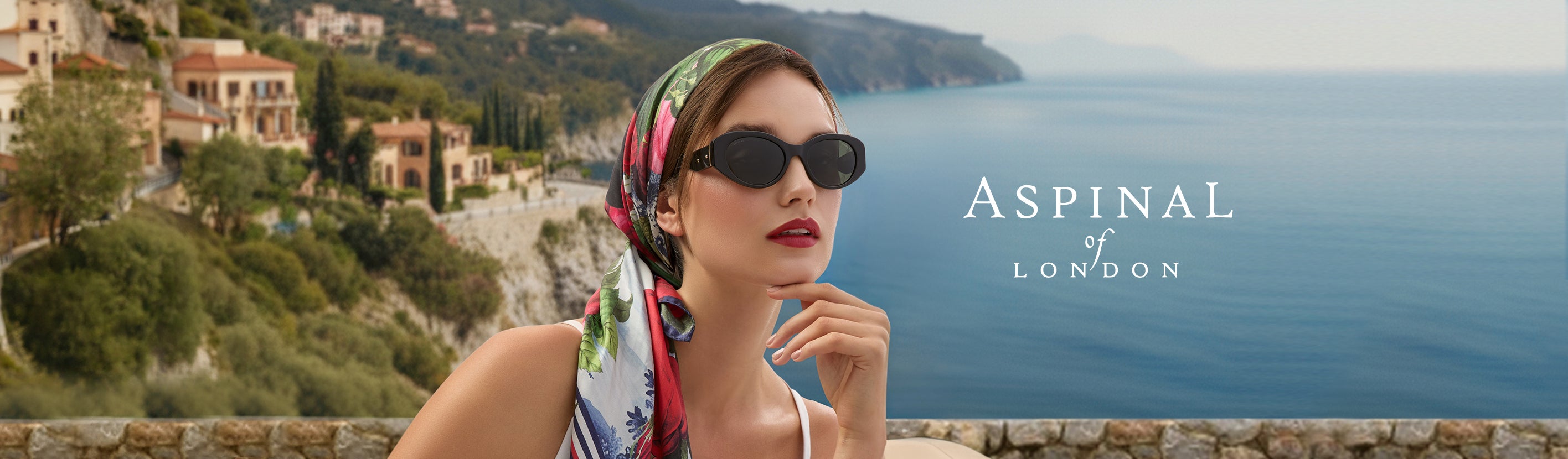 Aspinal of London Eyewear luxe brillen en zonnebrillen voor dames, betaalbare luxe.